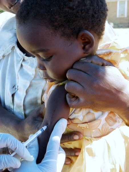 9  Η αναίτια επανεμφάνιση της ιλαράς.  Malawi © Nabila Kram
